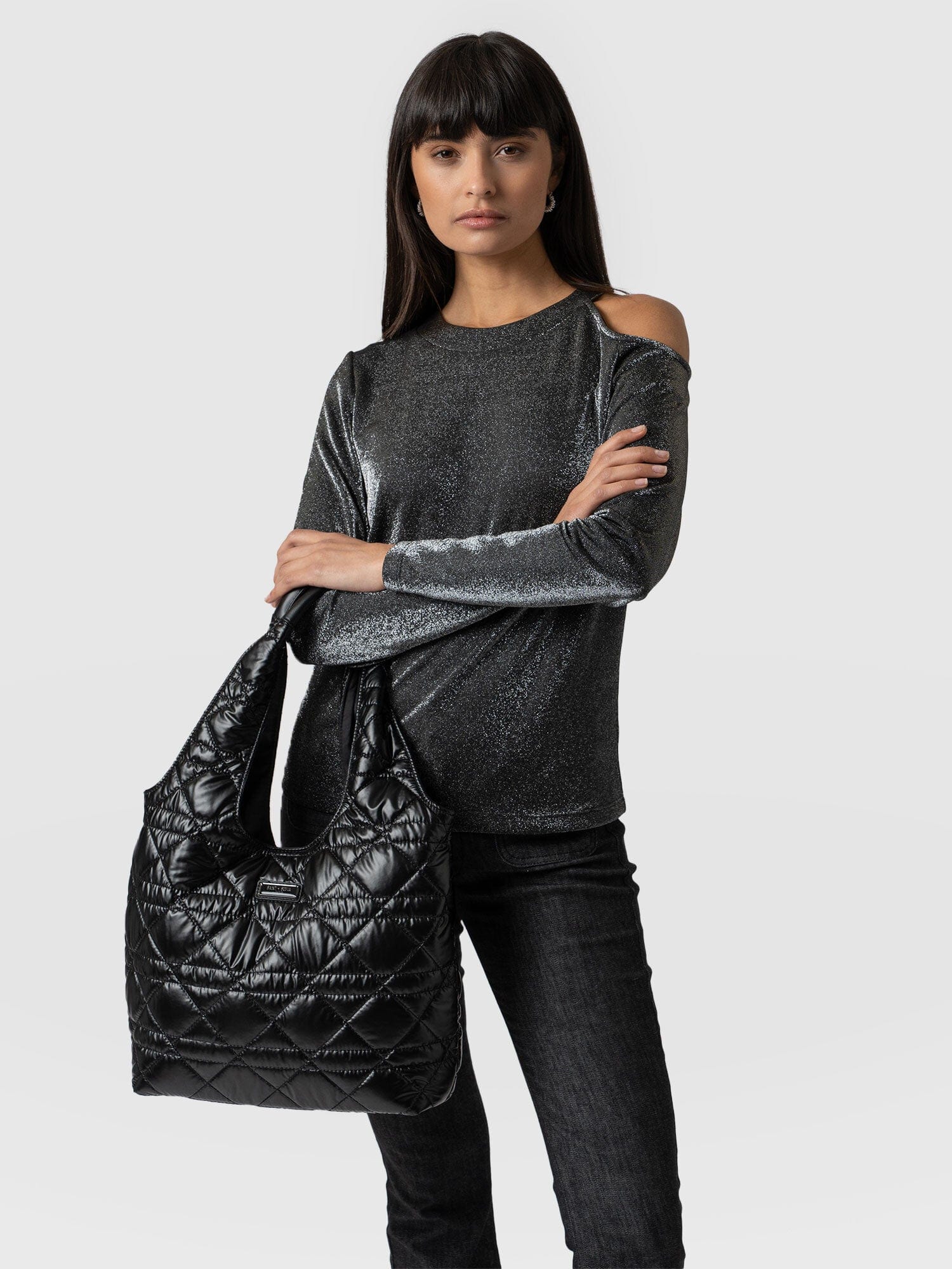 Stella Shoulder Tote Bag Gloss Black - Women's Bags | Saint + Sofia® EU